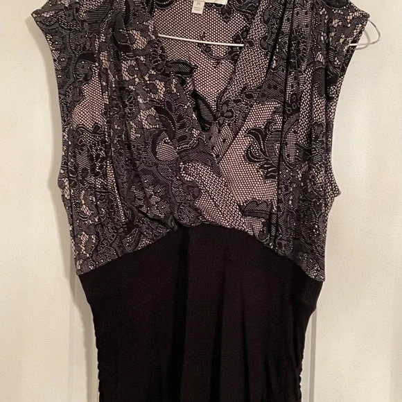 Size M Ripe maternity dress - Picture 2 of 3